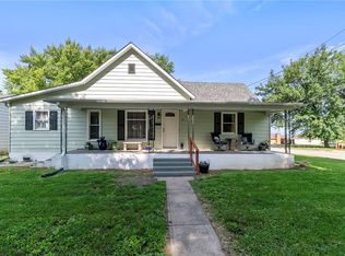 811 N Nettleton St, Cameron, MO 64429