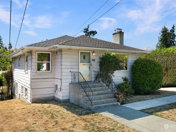 8537 2nd Avenue NE, Seattle, WA 98115