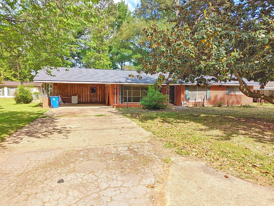 1st image of 526 S Cypress St
