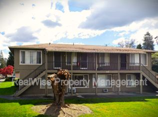 401 SE 9th St UNIT D, Grants Pass, OR 97526
