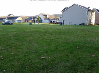 411 Rumer Sta, Red House, WV 25168