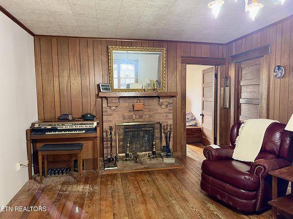 5th image of 320 Watauga Dr