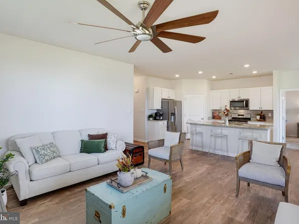 30698 Waterfront Dr, Millsboro, DE 19966