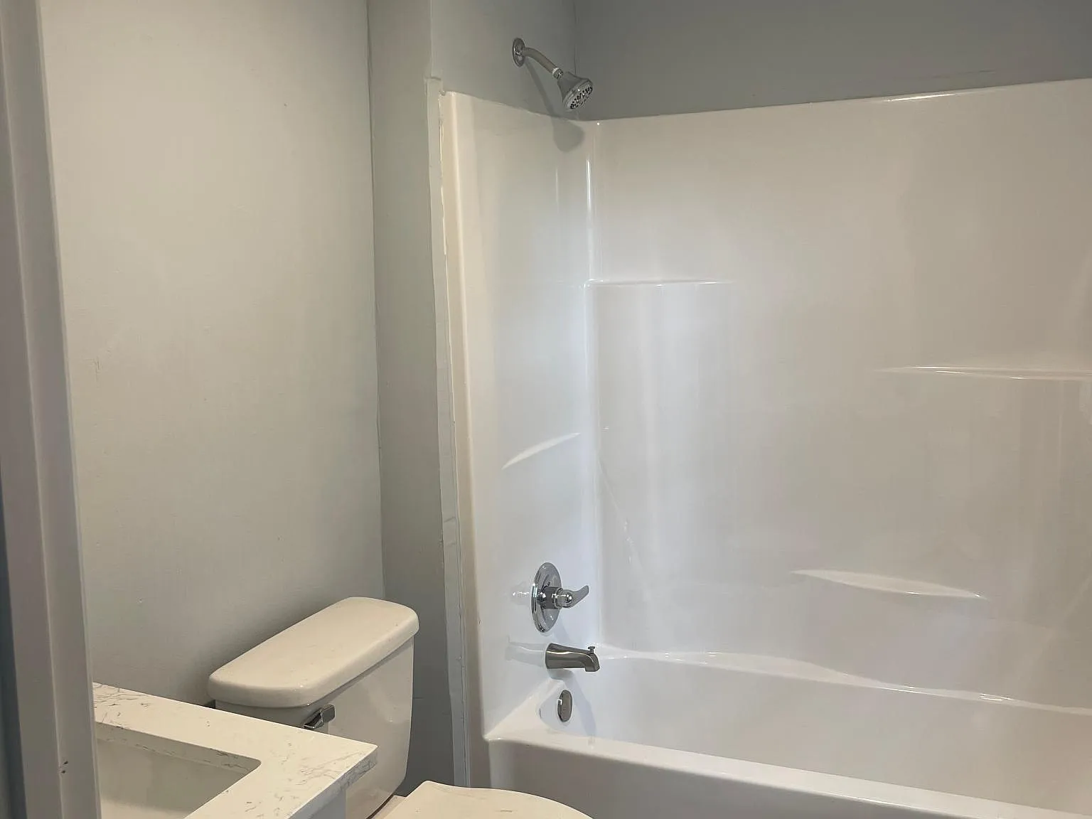1 bed, 700 sqft, $799 — Photo 4