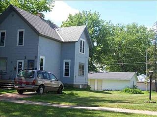 2nd image of 704 S Cherry Ave