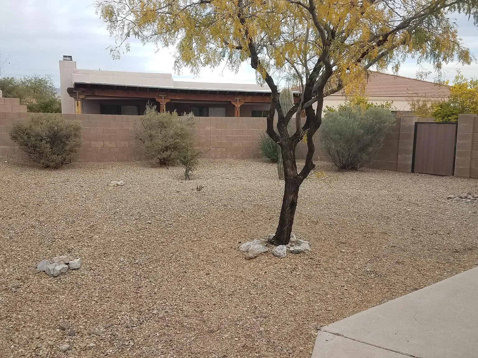 3 bed, 1805 sqft, $2,200 — Photo 2