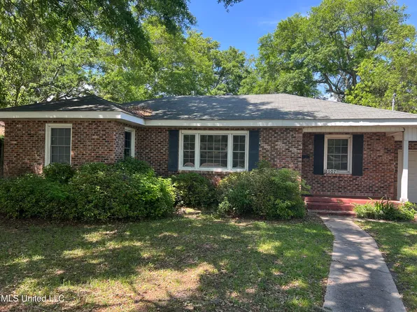 1107 Washington Ave, Pascagoula, MS 39567