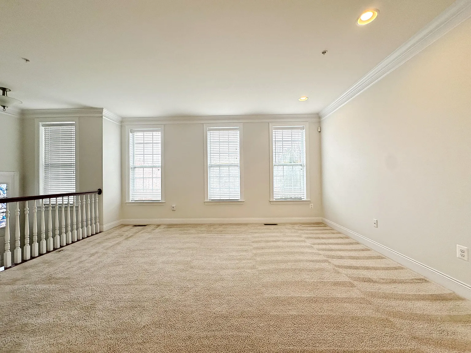 4 bed, 2780 sqft, $3,400 — Photo 4