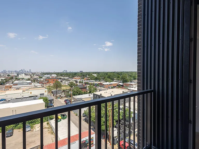 Oso Apartments — Photo 87