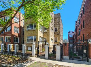 7615 N Bosworth Ave #2, Chicago, IL 60626
