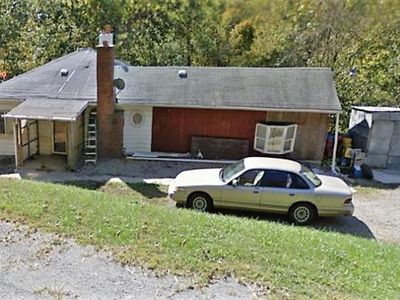 697 Leckrone Hghhse Rd, Mc Clellandtown, PA, 15458