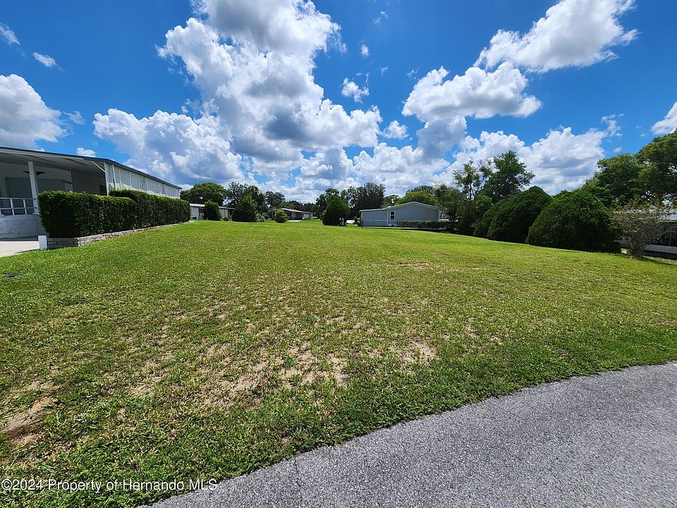 2nd image of 14330 Montclair Dr
