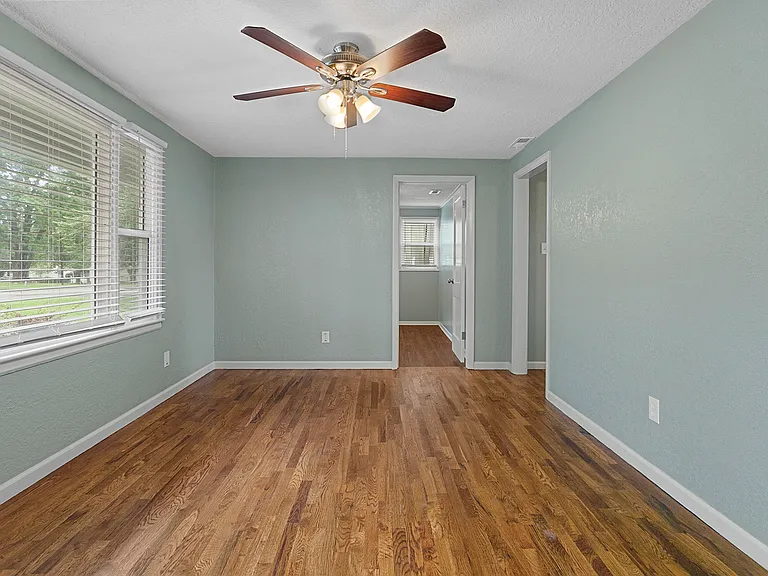 9008 E Gregory Blvd — Photo 8