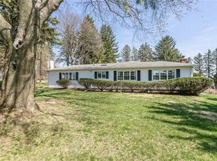 1704 Dublin Rd, Penfield, NY 14526