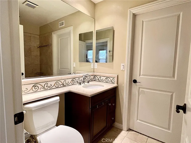 3974 E Callaway Dr — Photo 14
