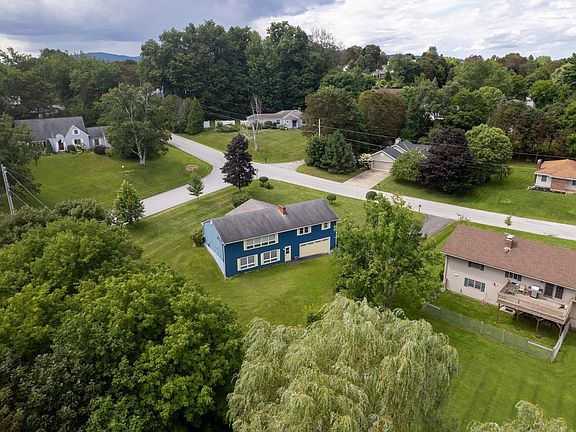 4th image of 18 Piedmont Drive