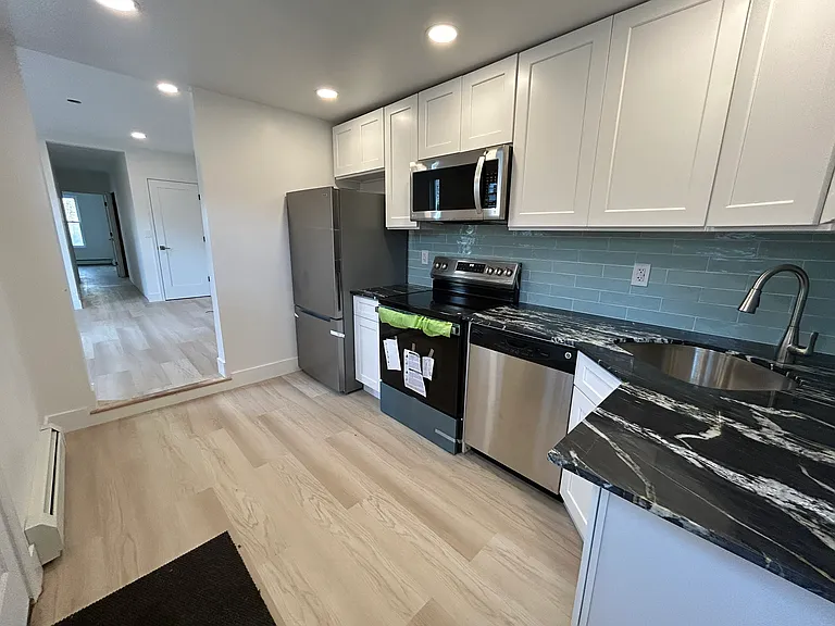 175-177 Prospect St #175-1 — Photo 4