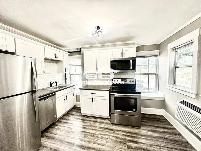 2500 Grand Ave #2 — Photo 9