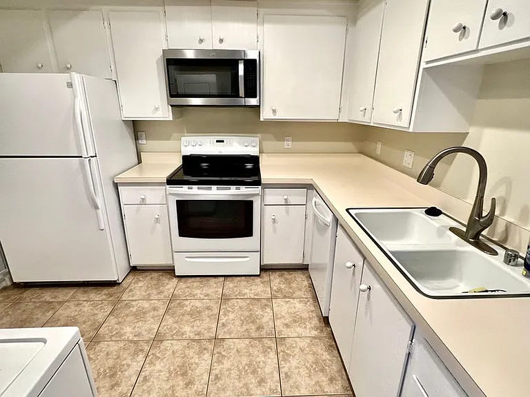 46255 Portola Ave — Photo 5
