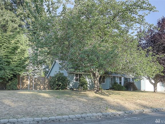2nd image of 3102 Bucknell Ct SE
