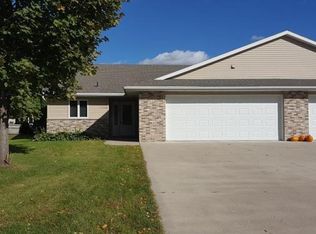 2709 6th St SW, Willmar, MN 56201