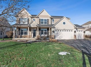 2829 Berman Rd, North Aurora, IL 60542