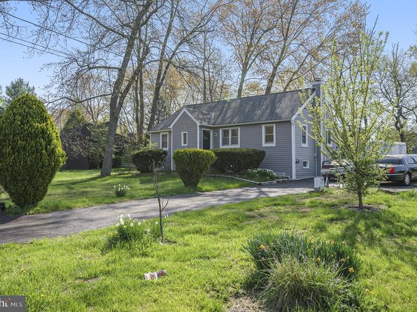 3172 Sunset Ave, East Norriton, PA 19403
