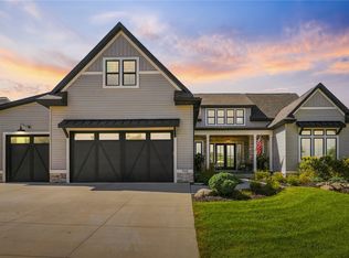 7019 Cottage Ridge Ct NE, Cedar Rapids, IA 52411
