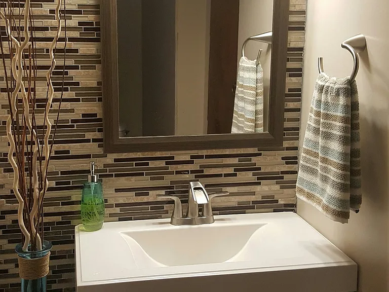 20 Beverly Pl — Photo 12
