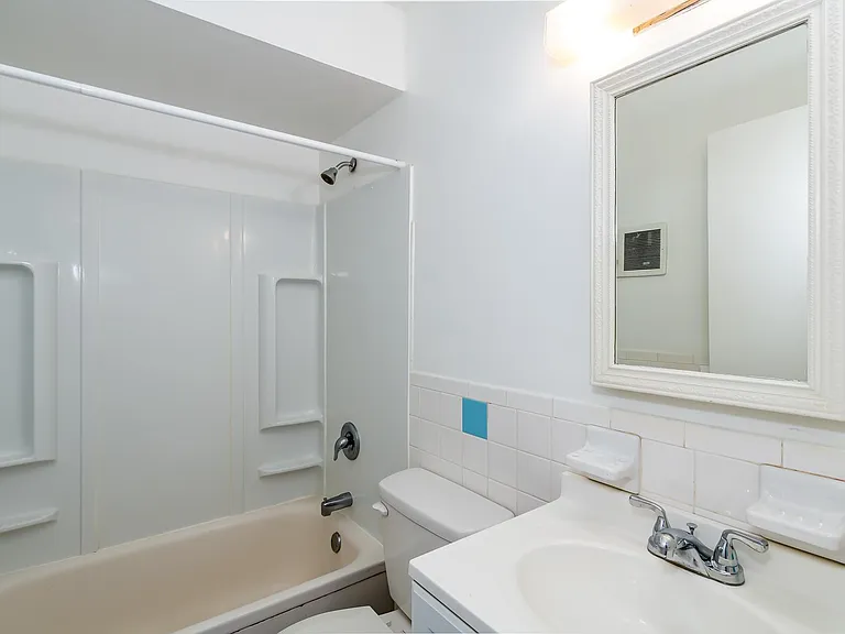 7290 Zephyr Pl #2 — Photo 11