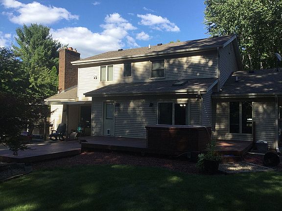 3rd image of 7572 Orchard Hill Ave