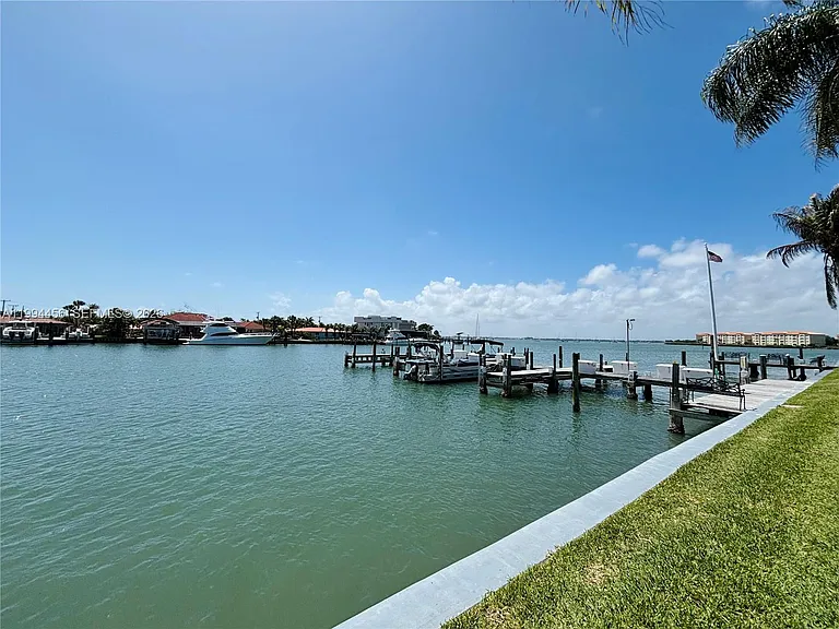 1323 Bayshore Dr #203 — Photo 19