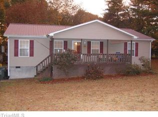 190 Cedar Ln, Lexington, NC 27292