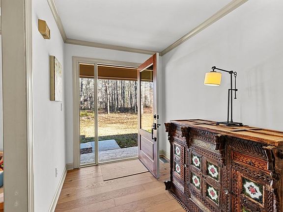 5th image of 111 Cook Ln