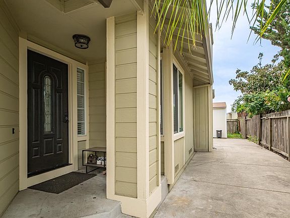 3rd image of 640 Elsa Drive