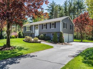 10 Emily Ln, Easthampton, MA 01027