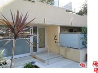 940 Larrabee St #302, West Hollywood, CA 90069