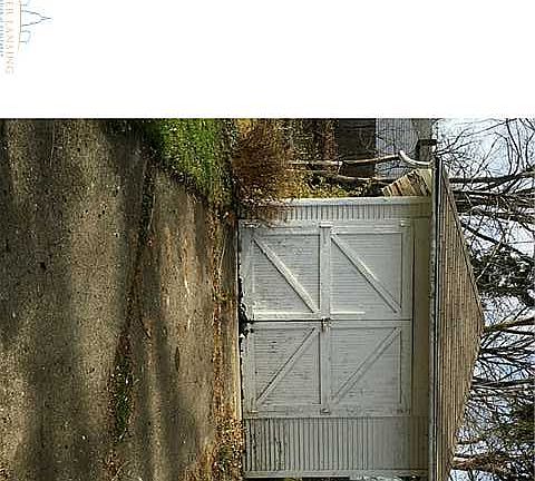 3rd image of 510 S Hayford Ave