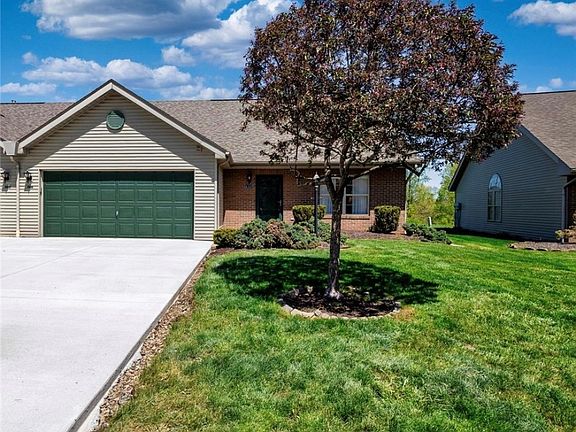 3rd image of 4317 Steuben Woods Dr