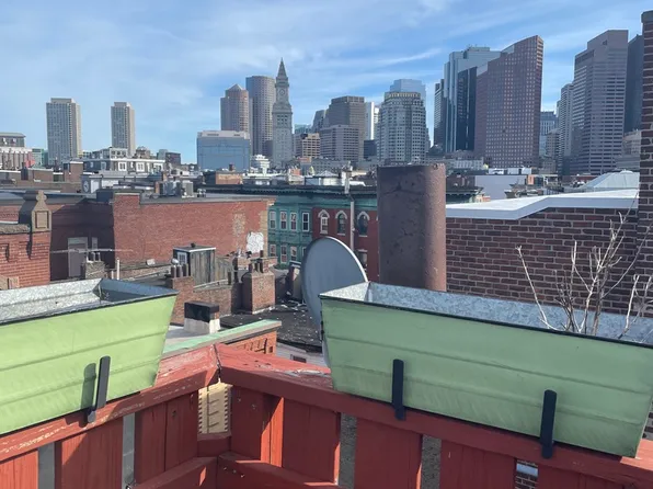 146 Salem St APT 1, Boston, MA 02113
