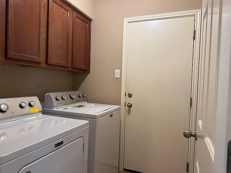 11217 McKinney Spring Dr — Photo 14