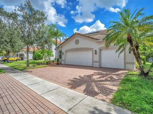 5271 SW 173rd Ave, Hollywood, FL 33029