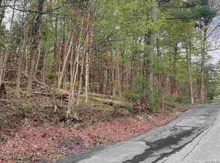 51 South Dr, Saugerties, NY 12477