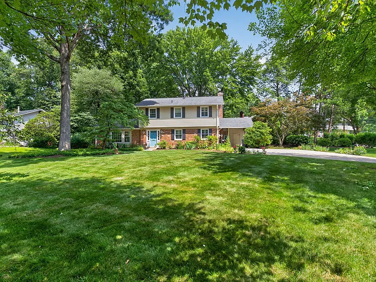 6905 Stonewood Ct — Photo 21