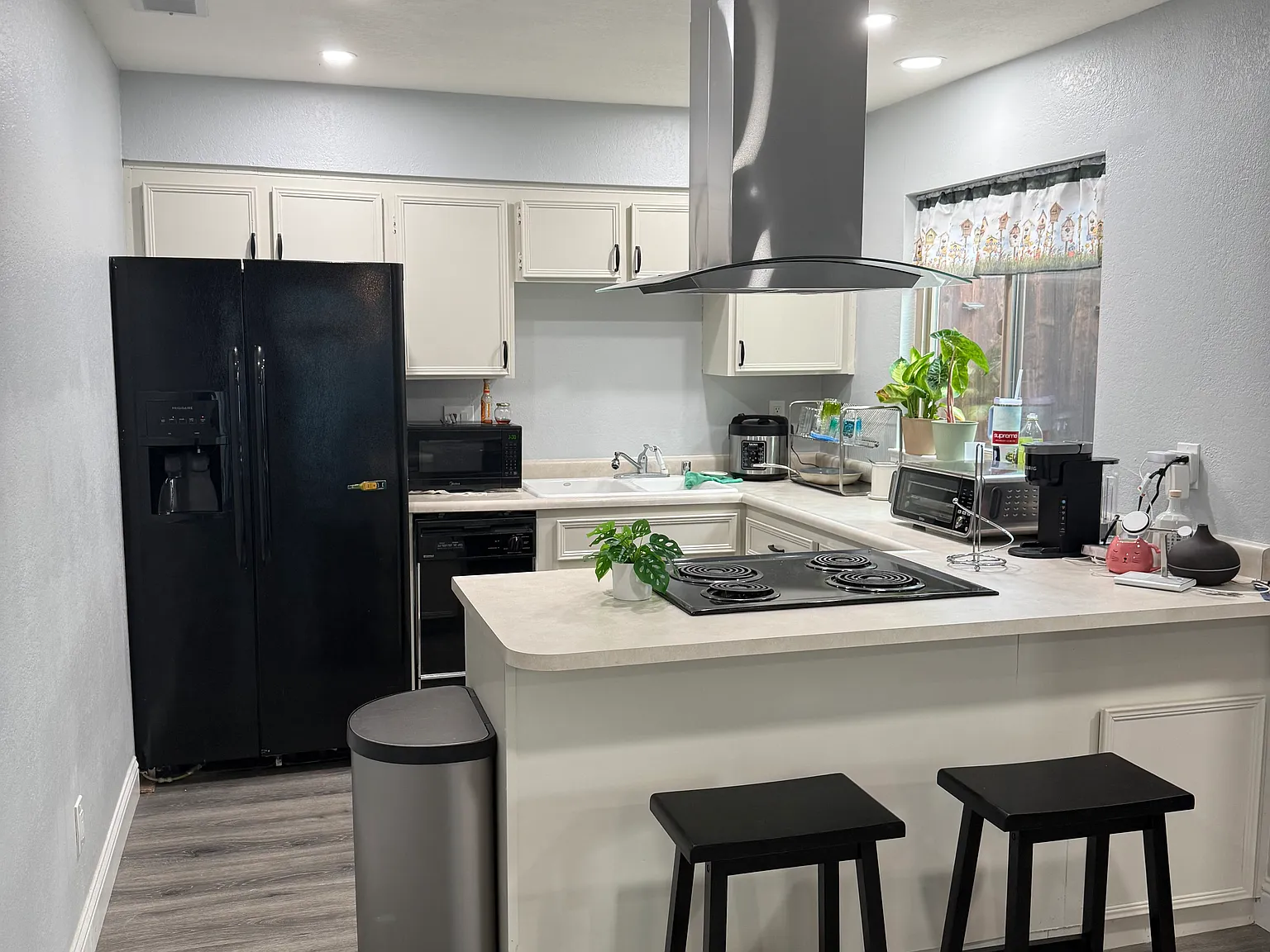 2 bed, 950 sqft, $2,400 — Photo 4