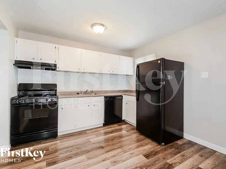 1835 Stilton Ct — Photo 5