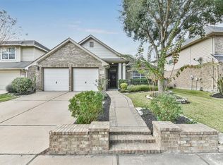 18515 S Raven Shore Dr, Cypress, TX 77433