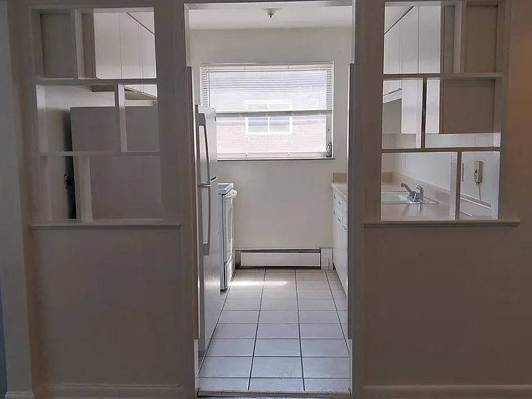 1927 W North Bend Rd #3 — Photo 10