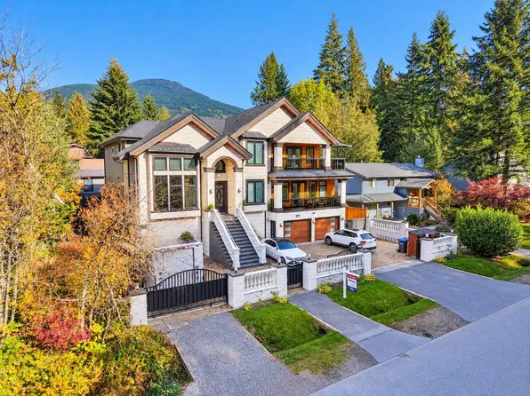 40231 Kintyre Dr, Squamish, BC V8B 0J6