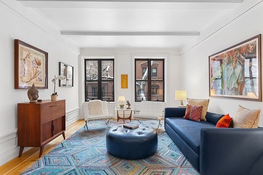 1st image of 160 W 95th St APT 2A